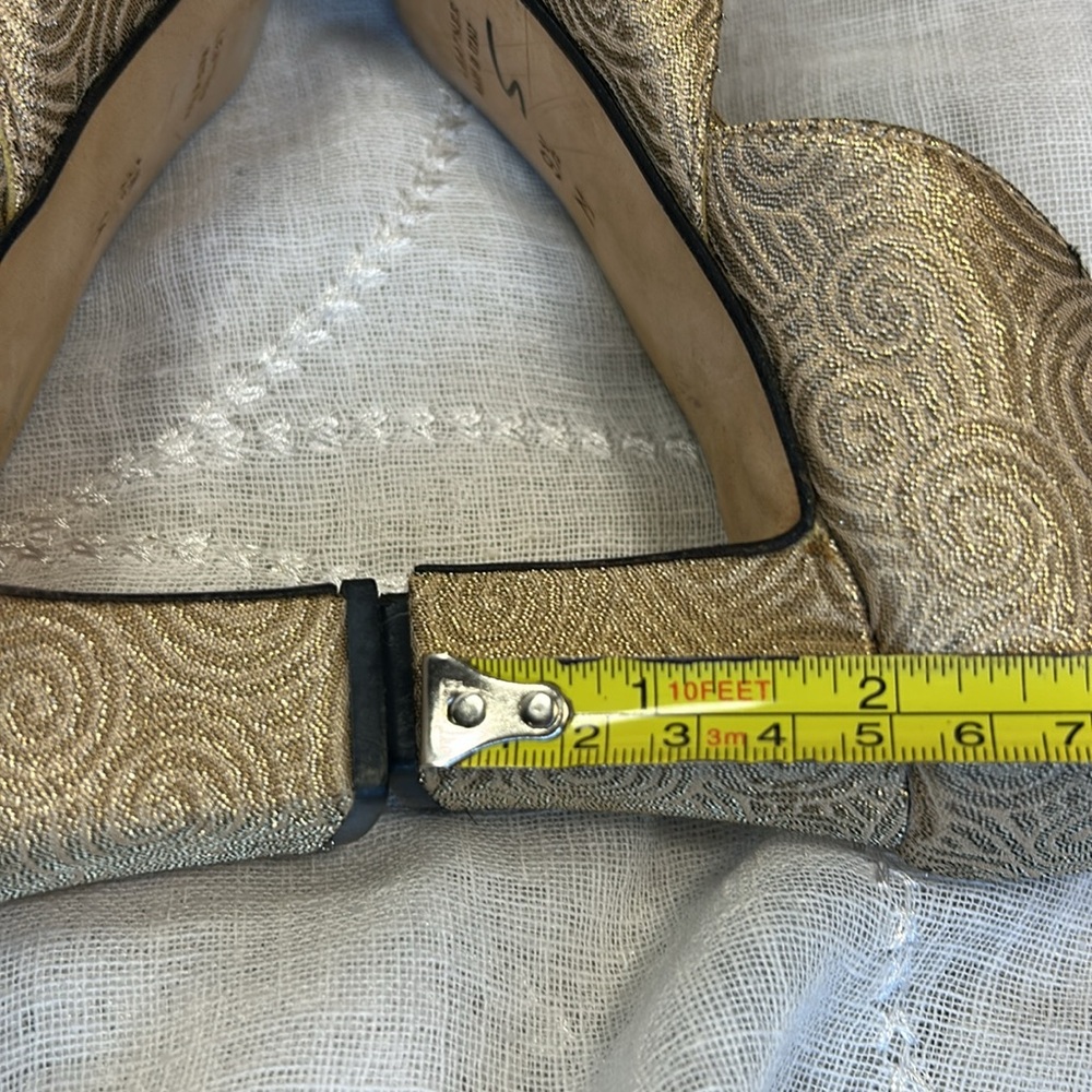 Yves Saint Laurent Women's Gold Swirl Flats - Picture 11 of 13
